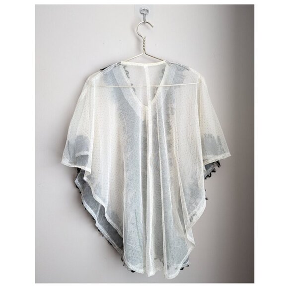 Unbranded 3D applique floral sheer mesh polka dot cape - Picture 2 of 8